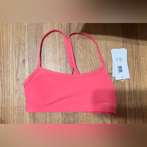 Johnny Was Calme Endurance Cross Back Sports Bra in Coral - Picture 4 of 6